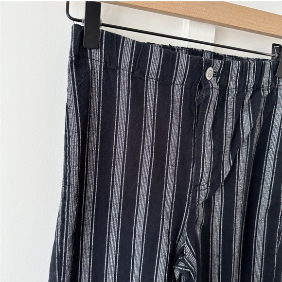 BRANDY MELVILLE navy stripe Tilden pant - Picture 2 of 2